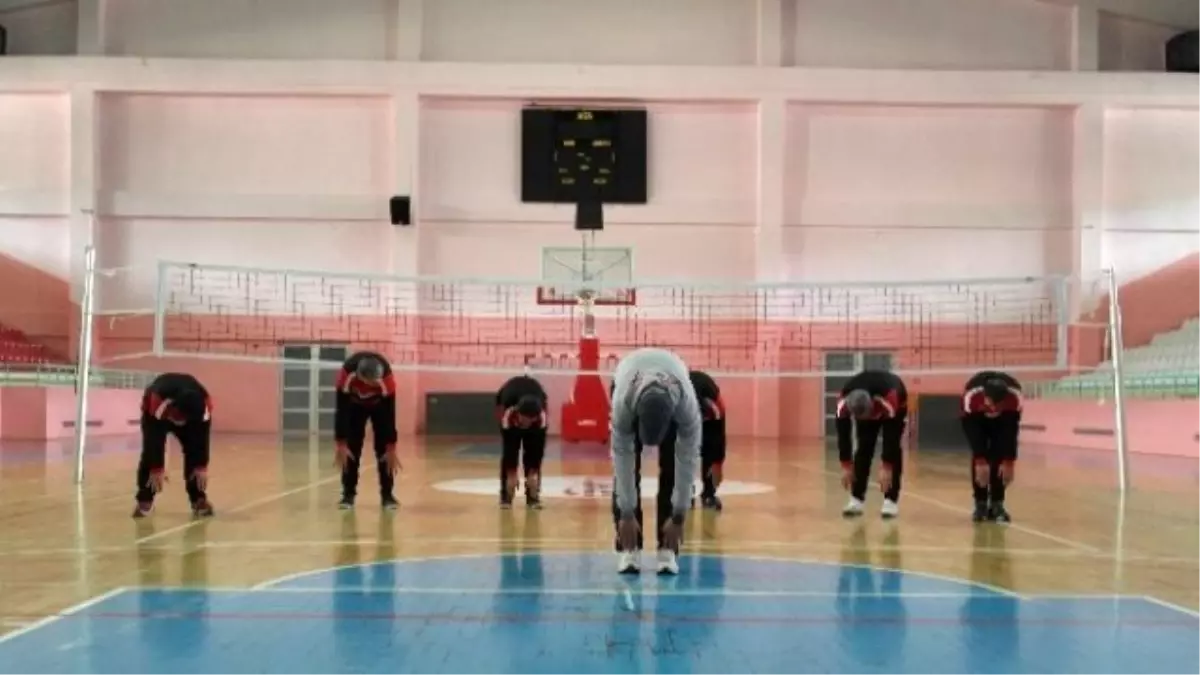 Toplum Ruh Sağlığı Merkezi Hastaları Spor Yaparak Öz Güven Kazanıyor