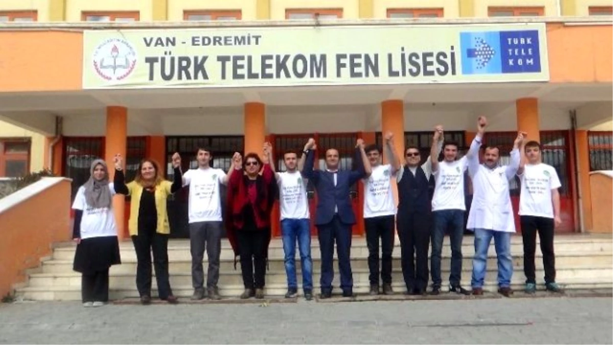 Van Türk Telekom Fen Lisesi Ygs\'de Çıtayı Aştı
