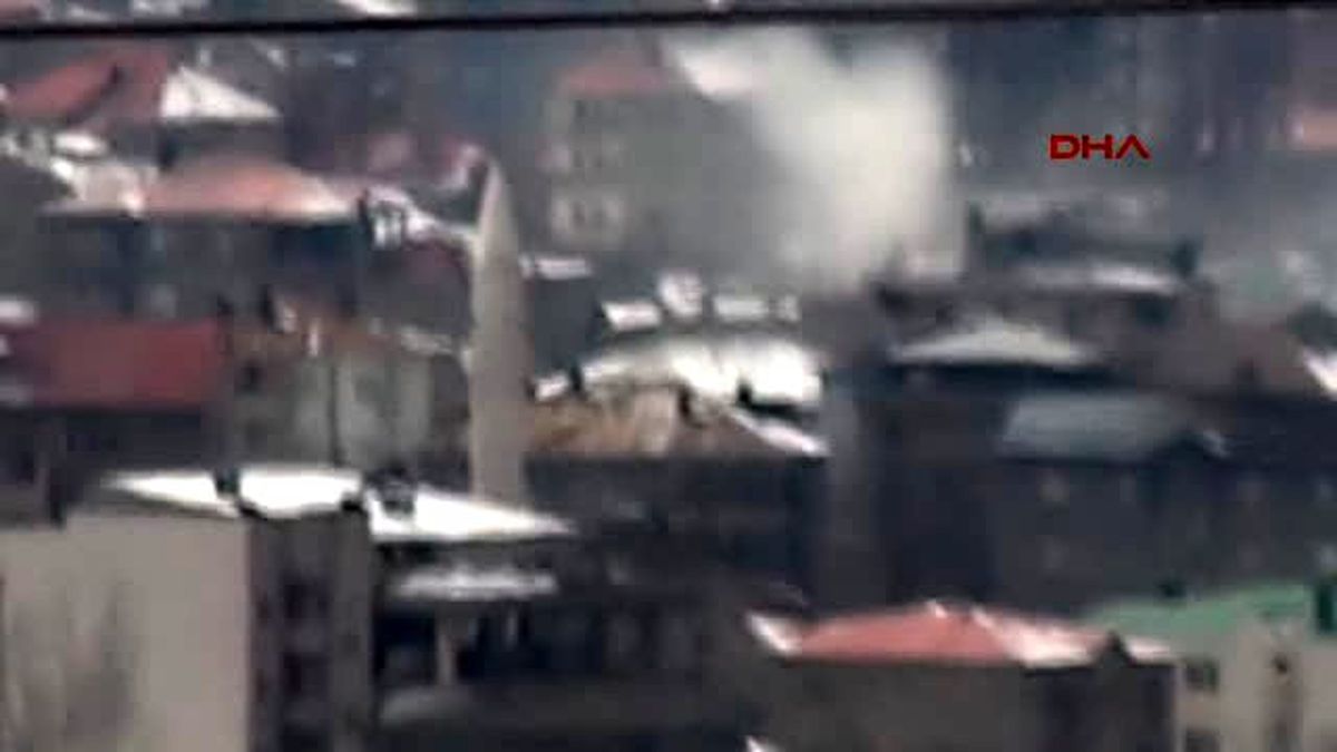 Yüksekova\'da Yoğun Çatışma Sesleri