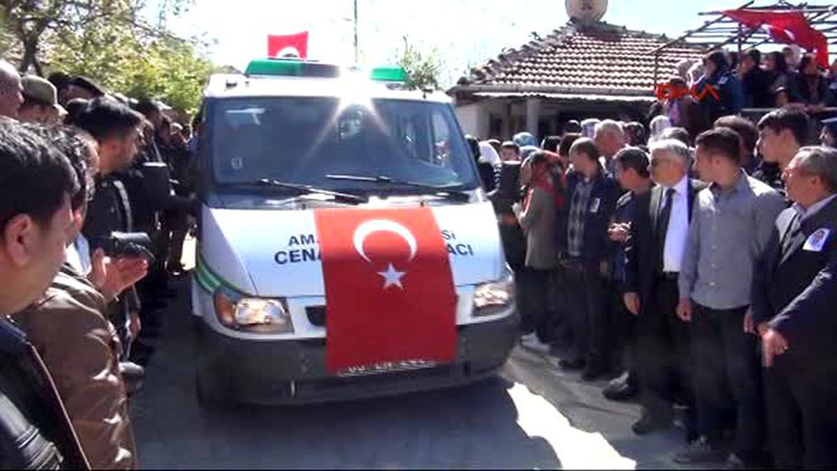 Amasya Şehidini Uğurladı 1-