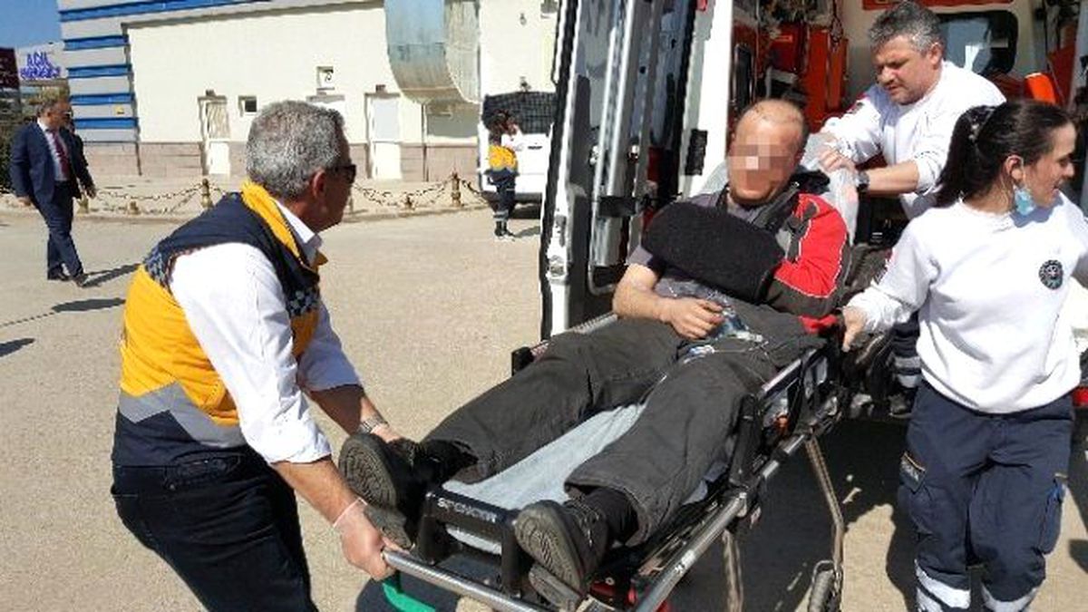Tatbikatta Yaralanan Astsubay, Helikopterle Hastaneye Kaldırıldı