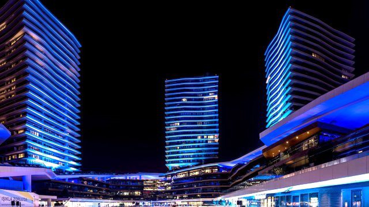 Zorlu Center Otizm İçin Mavi Işık Yakıyor…