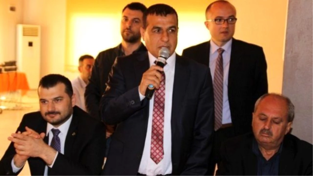 AK Parti Hatay Teşkilatı Erzin\'de Bir Araya Geldi