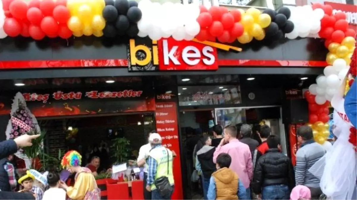 Bikes Döner Törenle Açıldı