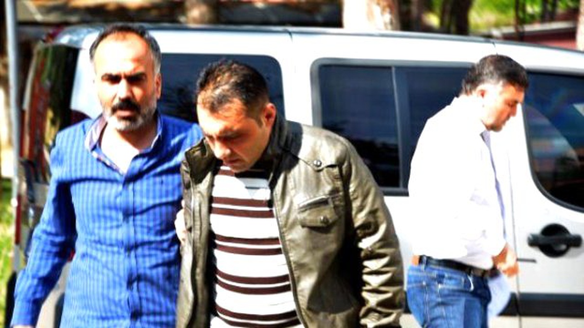 Bileklik Hırsızı Güvenlik Kamerasında (2)