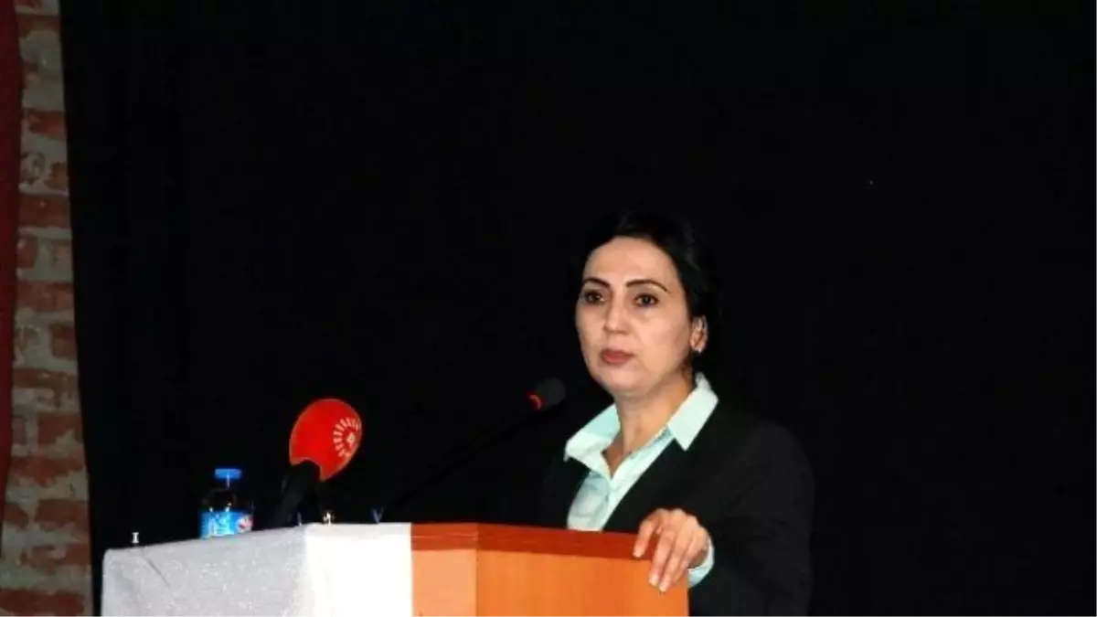 Figen Yüksekdağ, Ögk\'nın Kadın Konferansına Katıldı