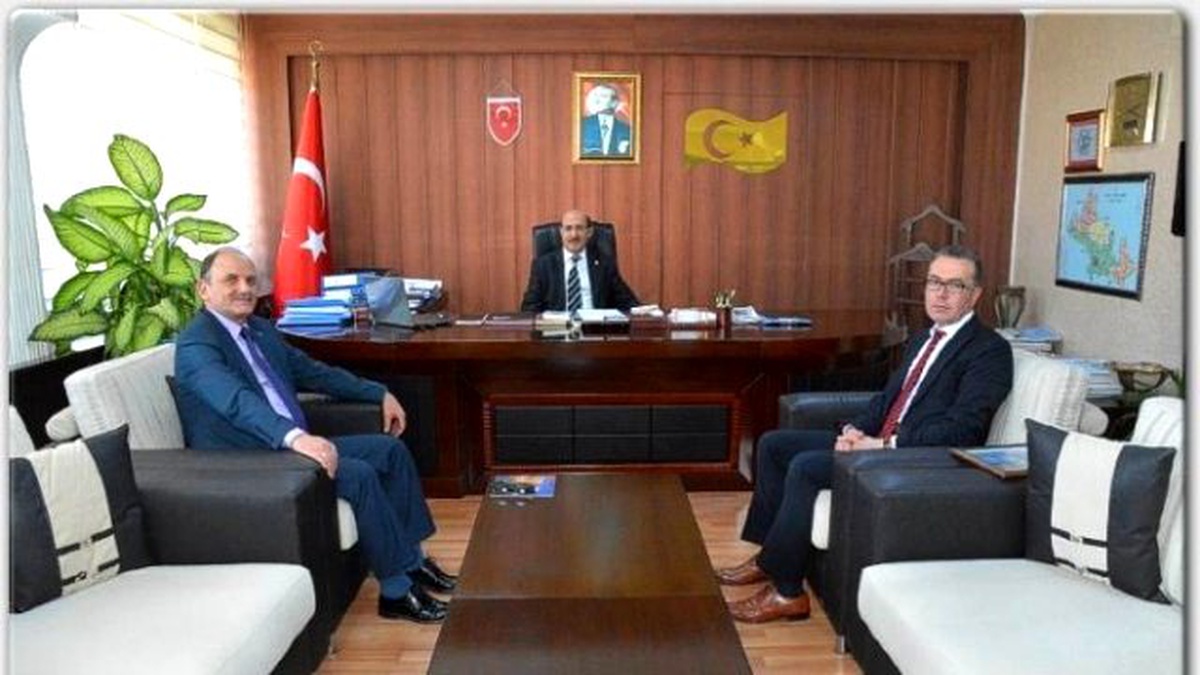 Genel Sekreter Bolat\'a, Ziyaret
