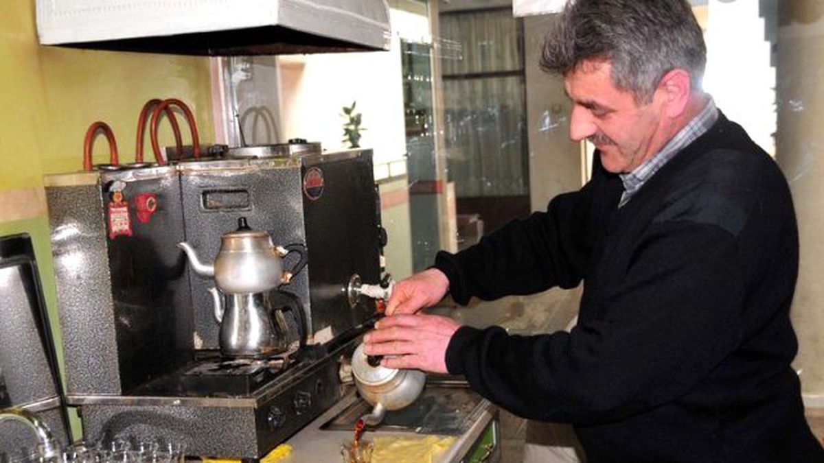 Kibarlığa Göre Çay Parası Alıyor