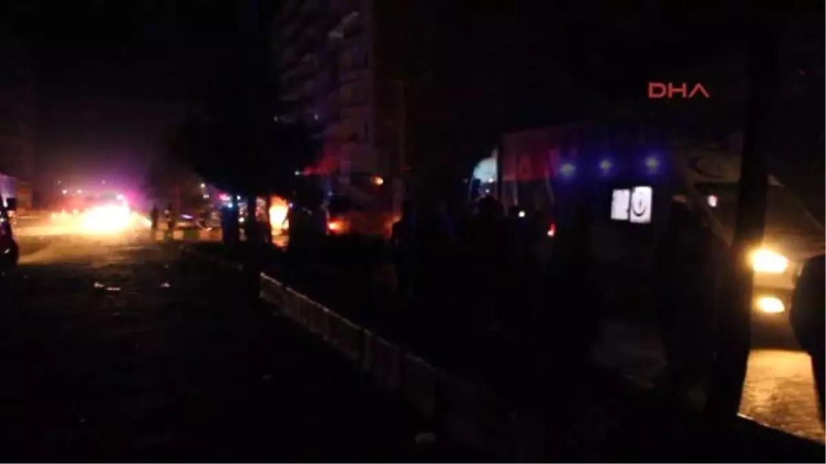 Kızıltepe Askerlik Şubesi\'ne Bomba Yüklü Araçla Saldırı: 1 Ölü, 2\'si Asker, 5 Yaralı Ek