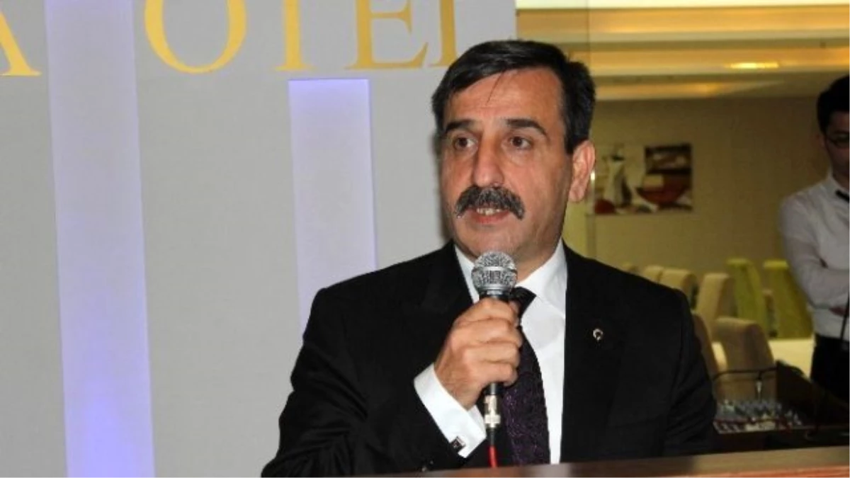 Türk Sağlık-sen Genel Başkanı Önder Kahveci, Kilis\'te Sendika Üyeleri ile Bir Araya Geldi