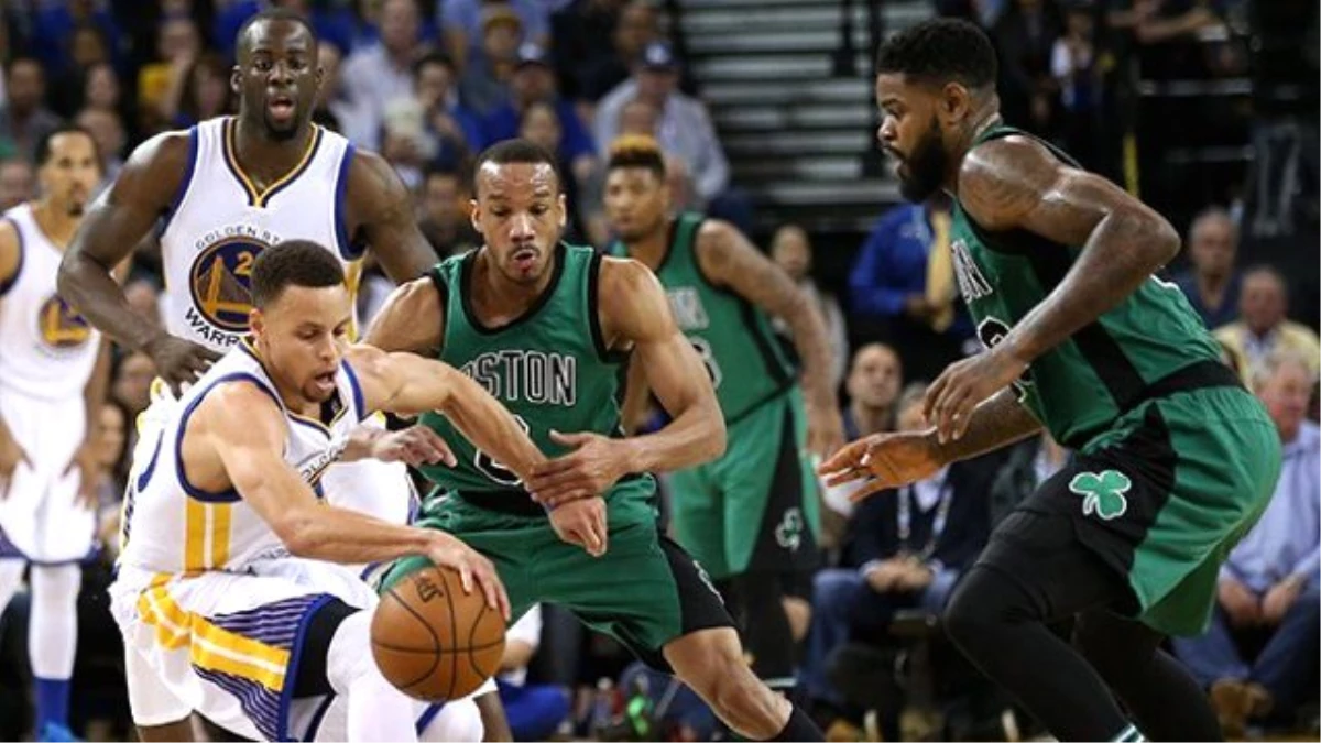 Warriors\'ın Rekor Serisini Celtics Bitirdi