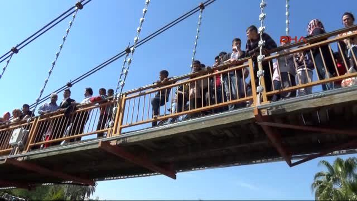 Adana Nehre Atlayan Suriyeli Boğuldu