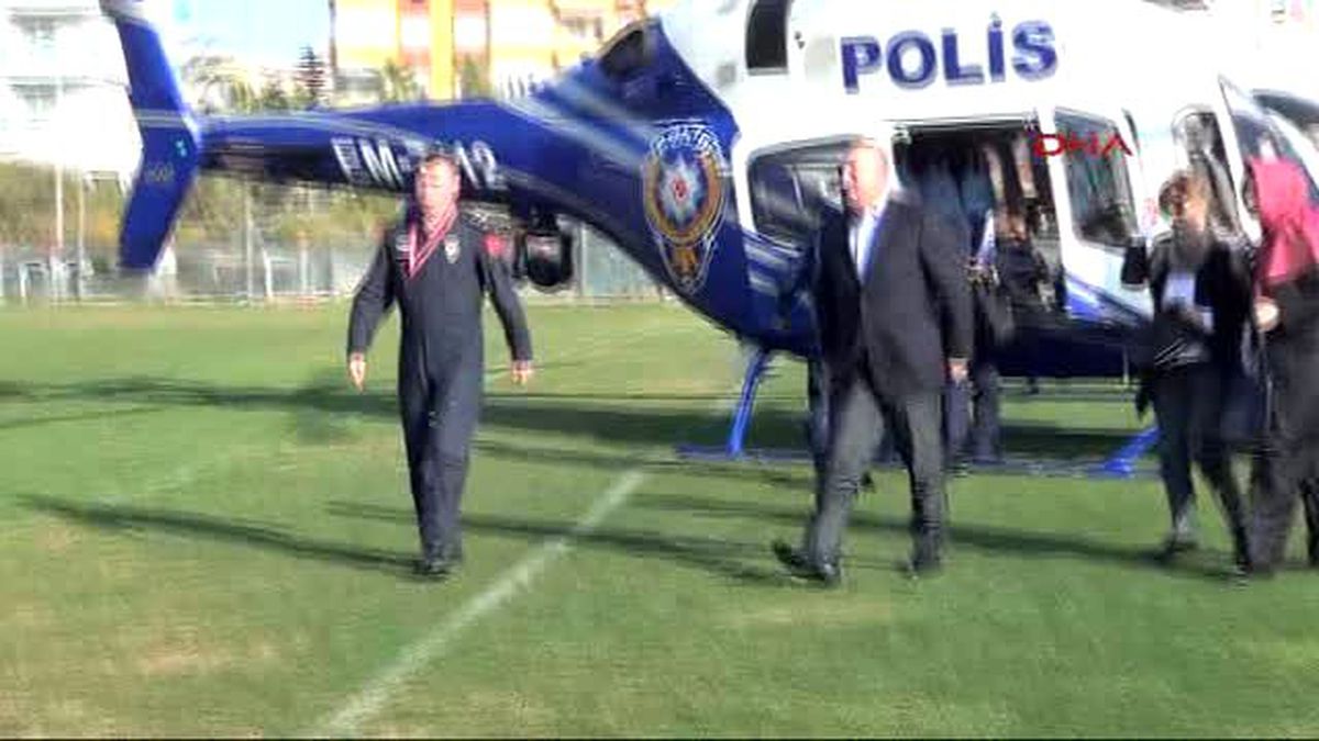 Alanya Bakan Çavuşoğlu\'dan Antalya\'da Taziye Ziyaretleri