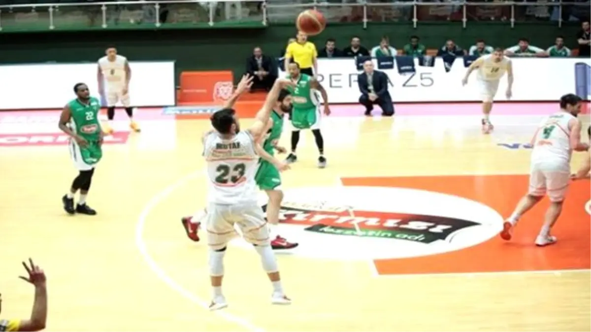 Banvit Son Çeyrekte Kopardı