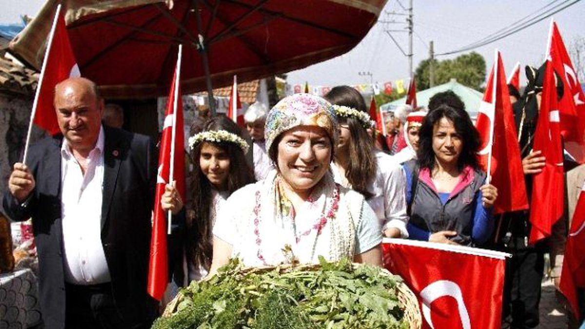 Nif Dağı\'nın Lezzetli Otları Karacaağaç\'ta Buluştu