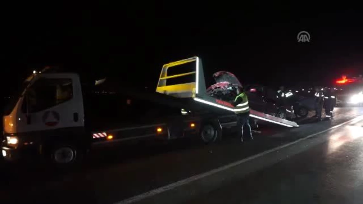 Trafik Kazası: 8 Yaralı