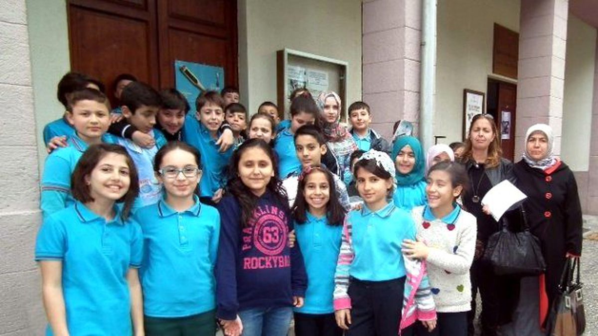 Aydın\'da Öğrenciler Kütüphaneyi Ziyaret Etti