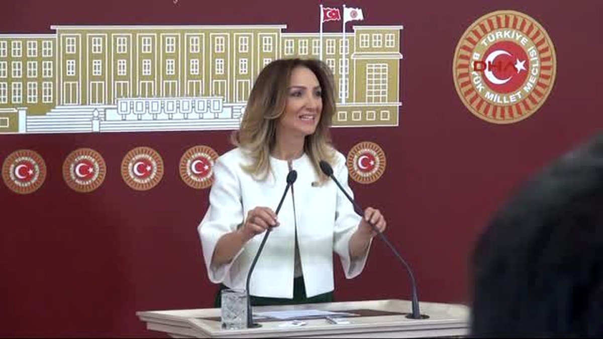 Aylin Nazlıaka\'dan Of Belediye Başkanvekili\'ne Tepki