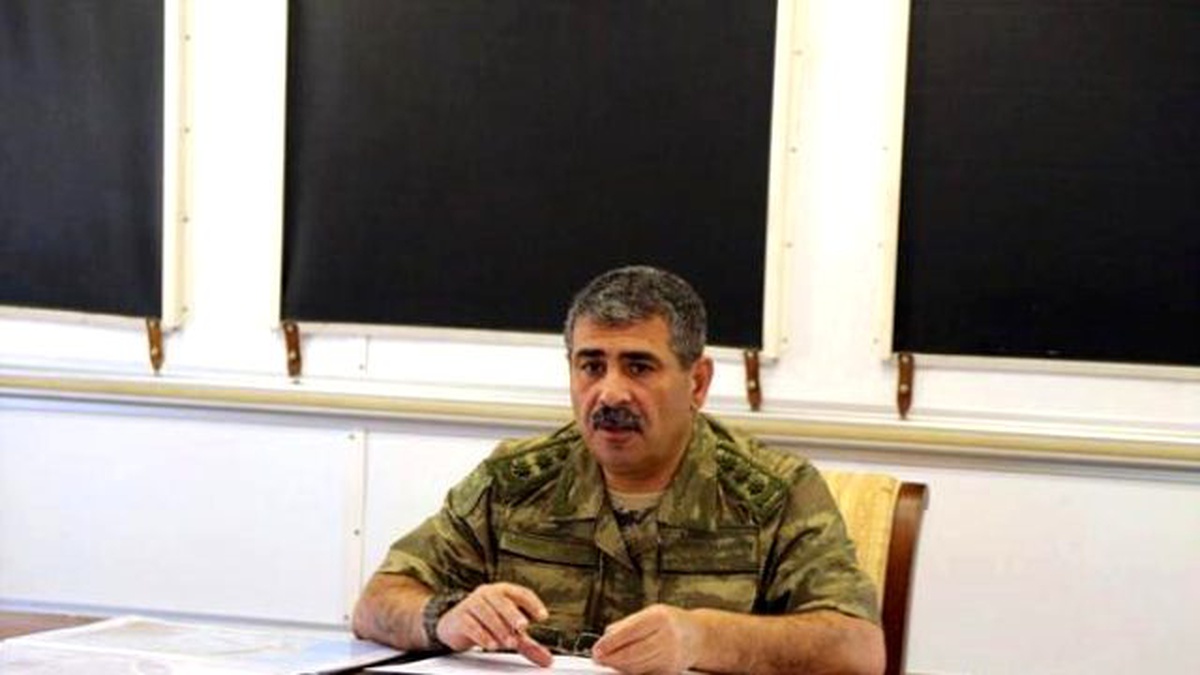 Azerbaycan Savunma Bakanı: Yıkıcı Darbeyi İndirmeye Hazır Olun
