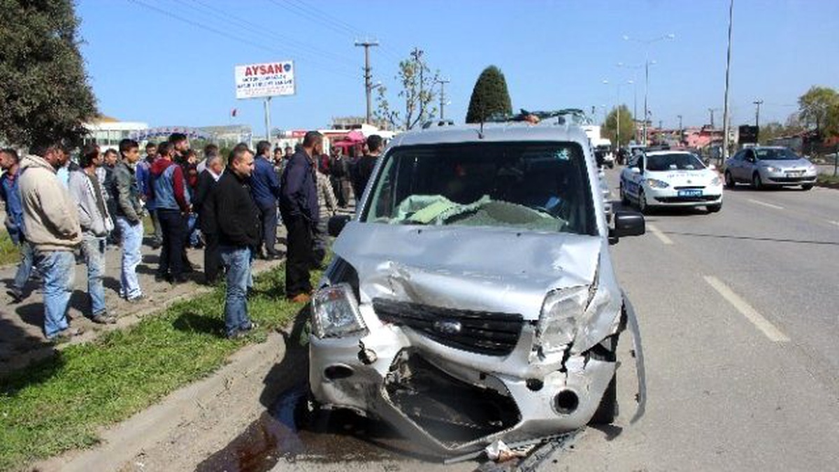 Çarşamba\'da Trafik Kazası: 5 Yaralı