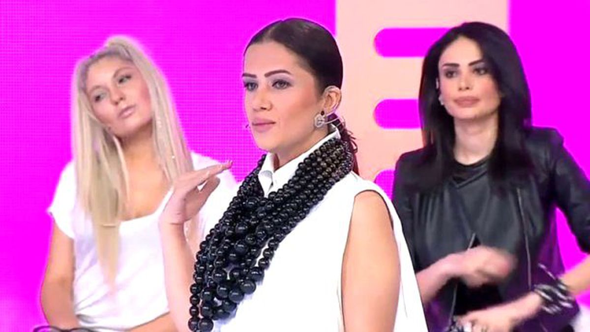 Hakan Akkaya Selay Topçuoğlu\'nu O İsme Benzetti