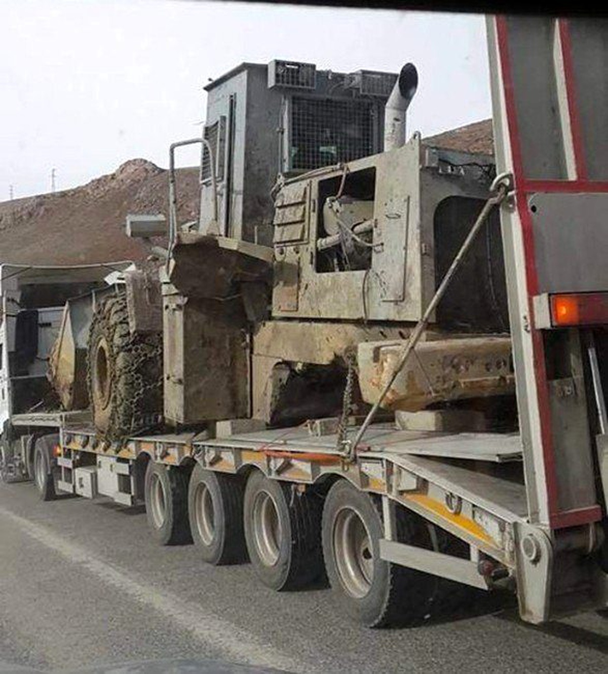 Hasar Gören Zırhlı İş Makinesi Van\'a Gönderildi