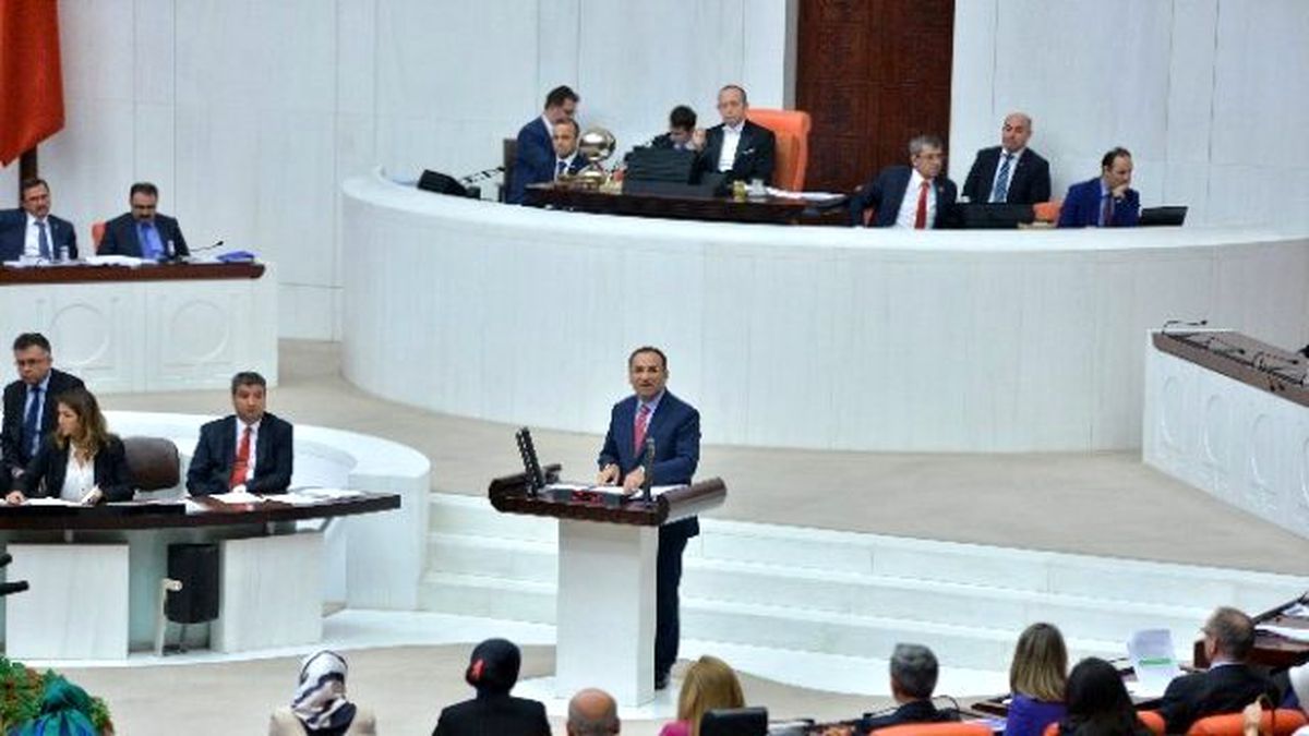 Hdp\'nin Bakan Bozdağ Hakkında Verdiği Gensoru Önergesi Kabul Edilmedi