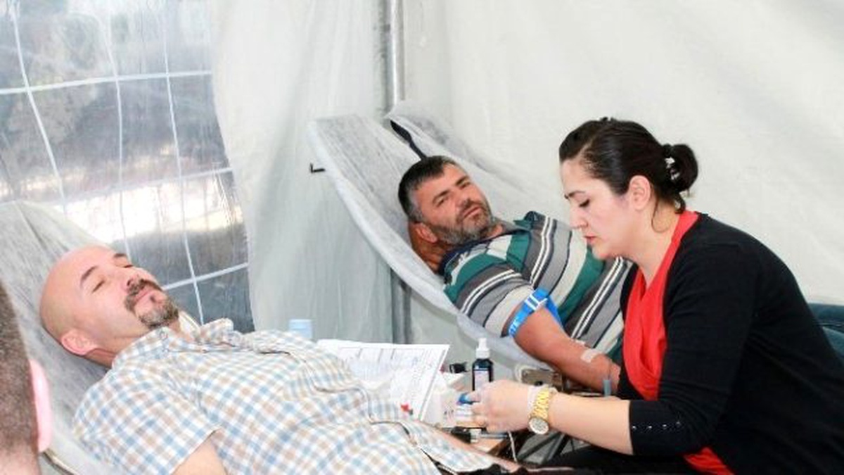 Kızılay Kan Merkezi 2 Ay Manavgat\'ta