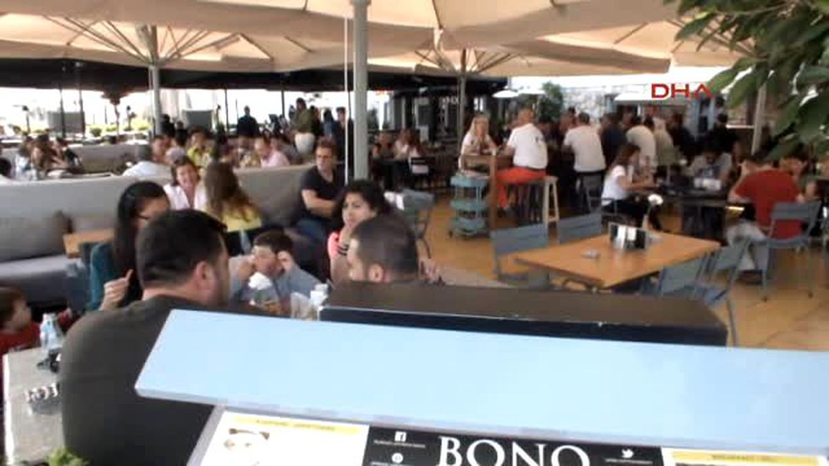 Metin Şentürk Dostlarıyla Marmaris\'te Stres Attı
