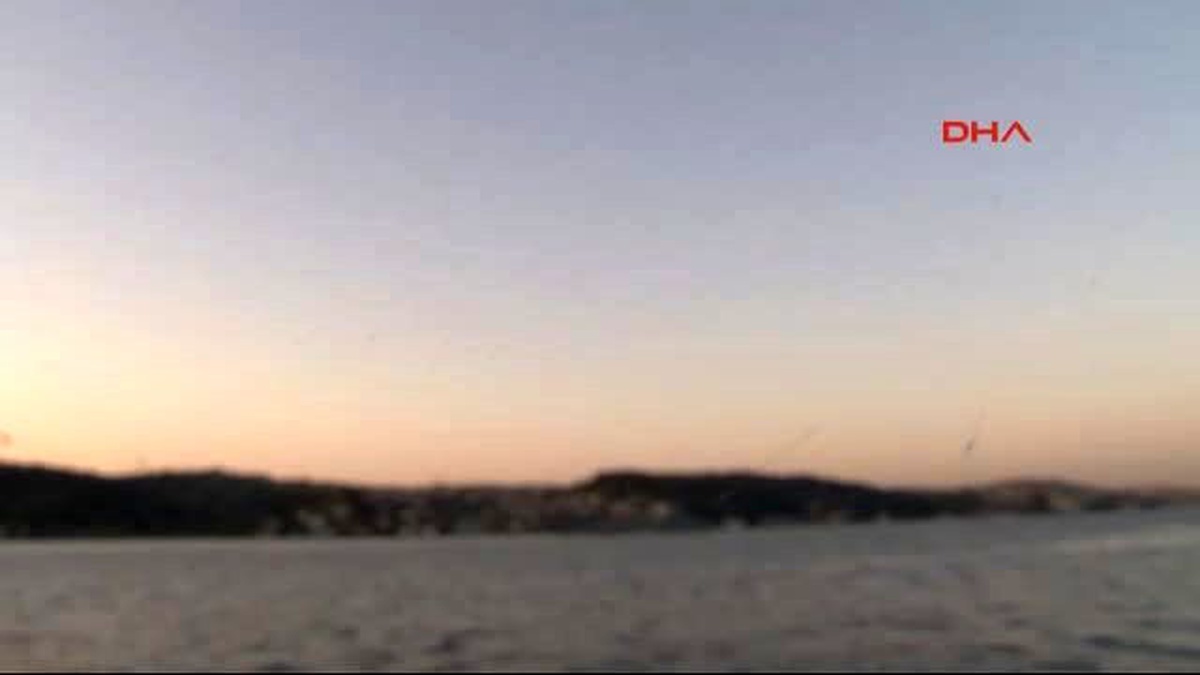 Rus Savaş Gemisi İstanbul Boğazından Geçti
