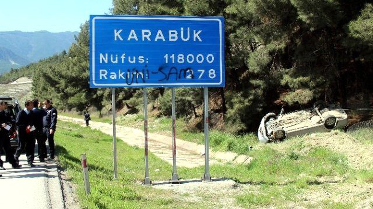 Sürücüsü Uyuyan Otomobil Takla Attı