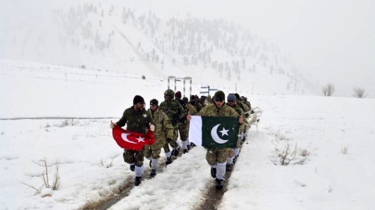 Türkiye-pakistan\'dan Nefes Kesen \'Atatürk-2016\' Tatbikatı