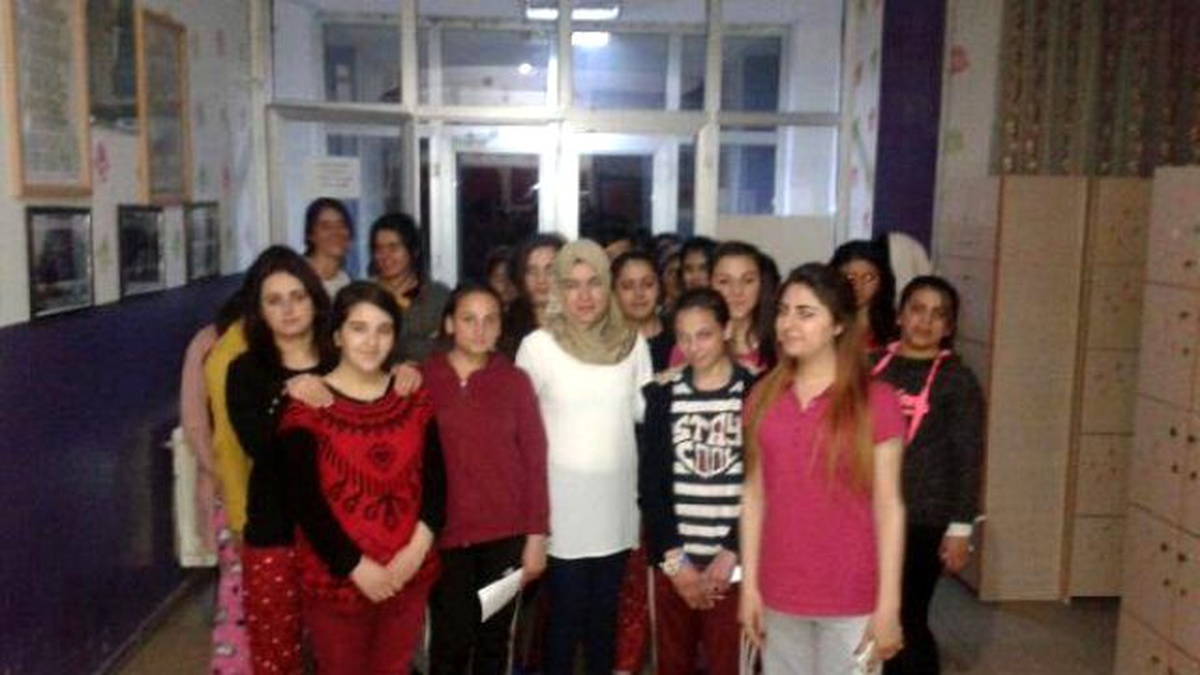 Yüksekovalı 70 Öğrenciye Temizlik Malzemesi Yardımı
