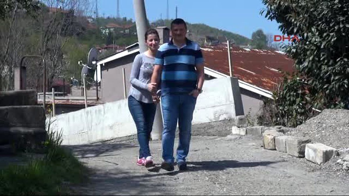 Böbrek Yetmezliği Olan Eşine Kendi Böbreğini Gözünü Kırpmadan Verdi