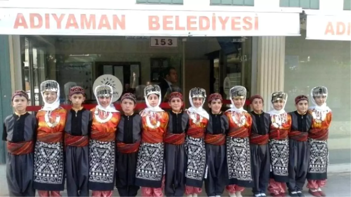 Adıyaman Belediyesi Halk Oyunları Ekibi Türkiye Finallerinde