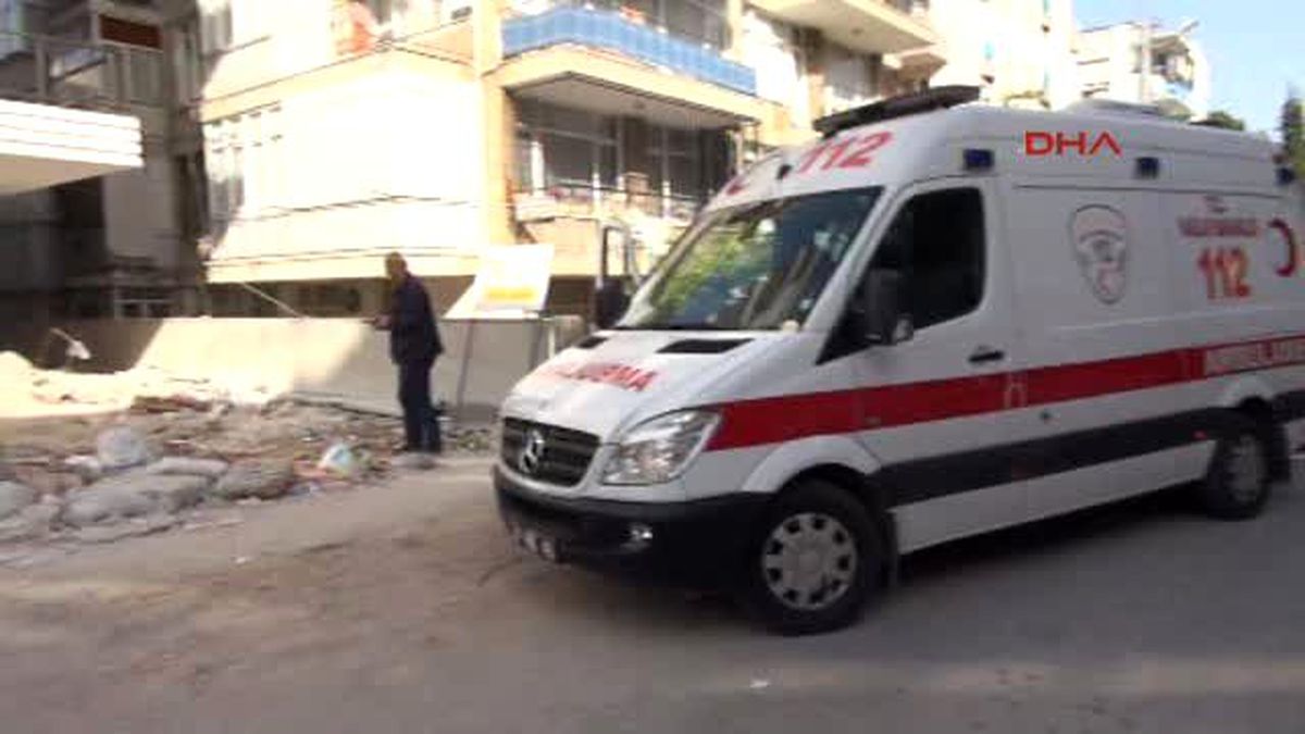 Antalya Çalıştığı İnşaatta Merdivenden Düşüp Öldü