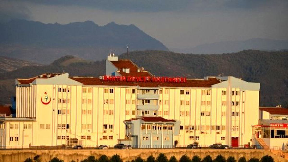 Bartın Devlet Hastanesi\'nde Mesai Saati Değişikliği