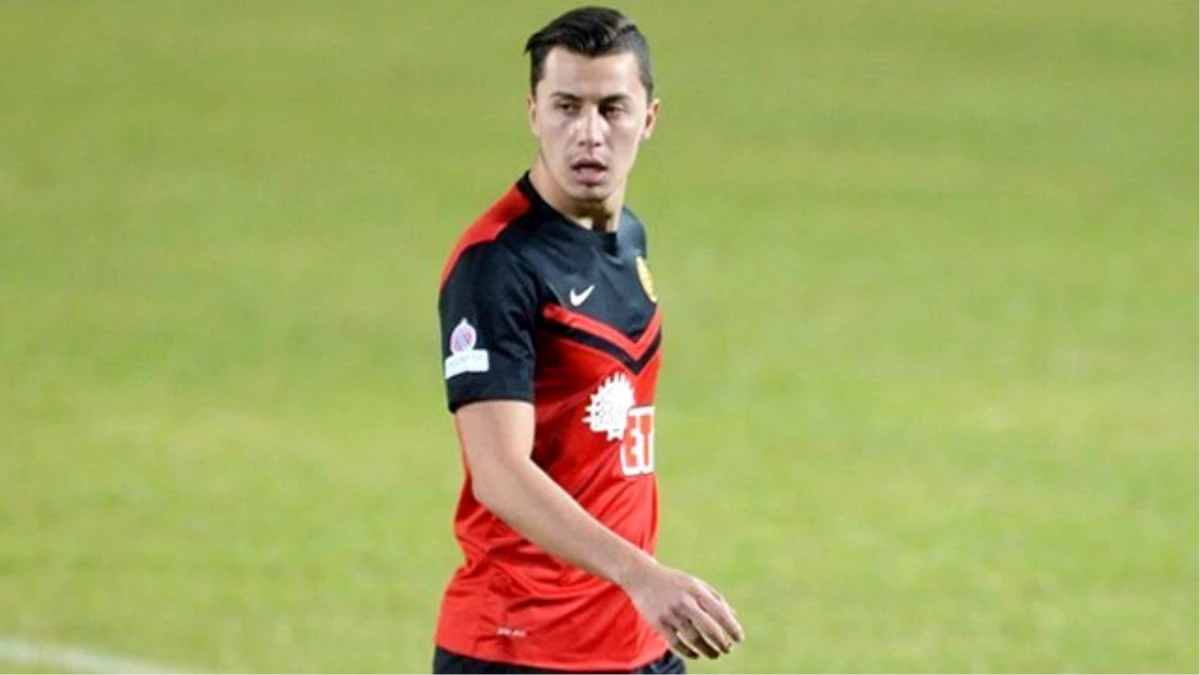 Eskişehirspor\'da Emre Güral Sözleşmesini Feshetti