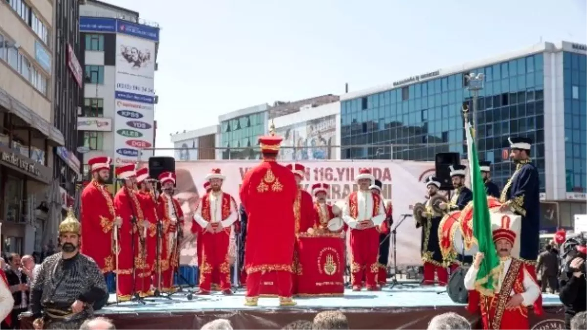 Gazi Osman Paşa\'nın Hayatı Tiyatro Gösterisi ile Anlatıldı