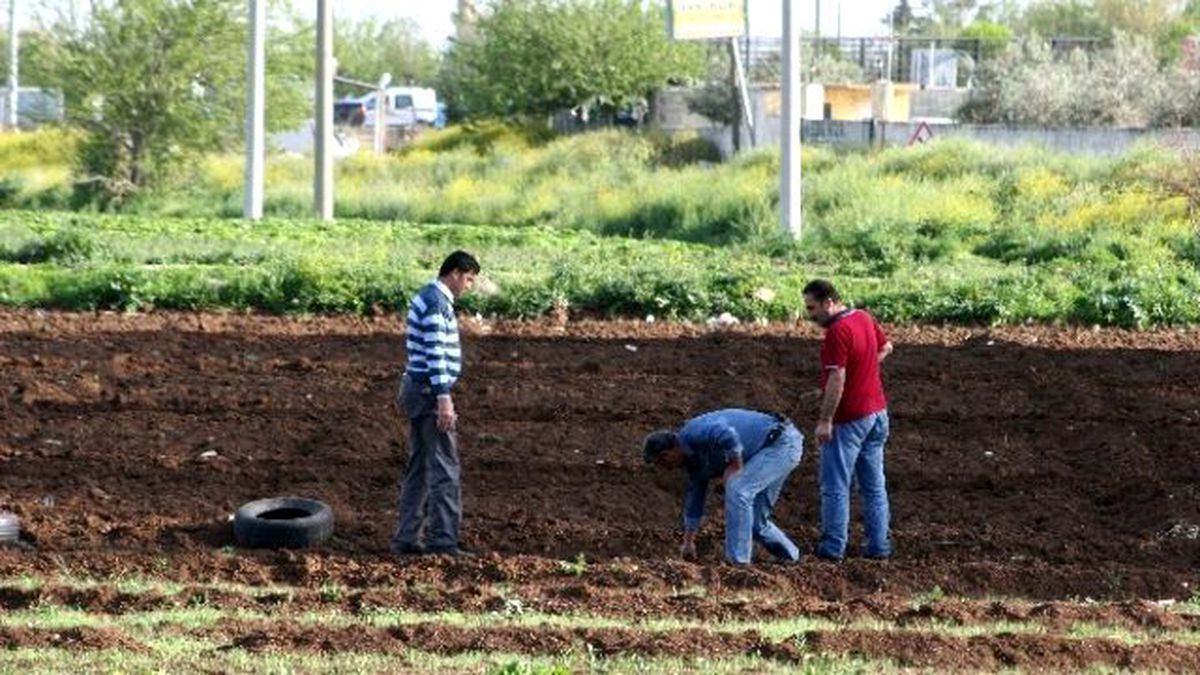 Kilis\'e Düşen Rokete Ait Parçalar İmha Edildi