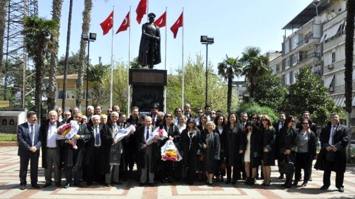 Nazilli\'de Avukatlar Günü Kutlandı