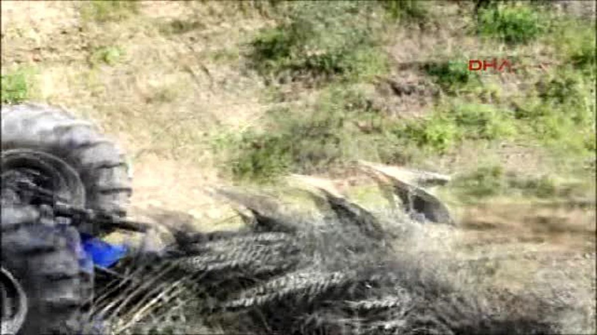 Nazilli İki Ay Önce Aldığı Traktörüyle Şarampole Yuvarlandı