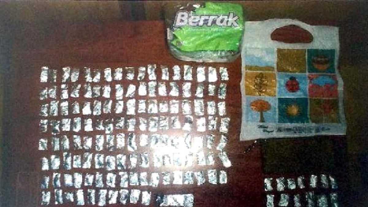 Otomobilde 48 Gram Uyuşturucuya 4 Gözaltı