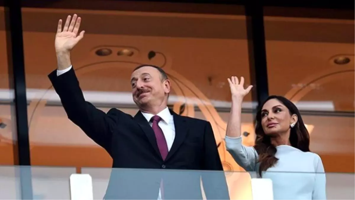 Panama Belgeleri Aliyev Dosyasını Açtı