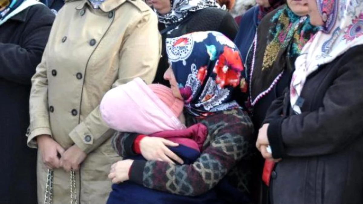 Şehit Komiser Yardımcısı Aktaş Cenazesi Gümüşhane\'ye Gönderildi