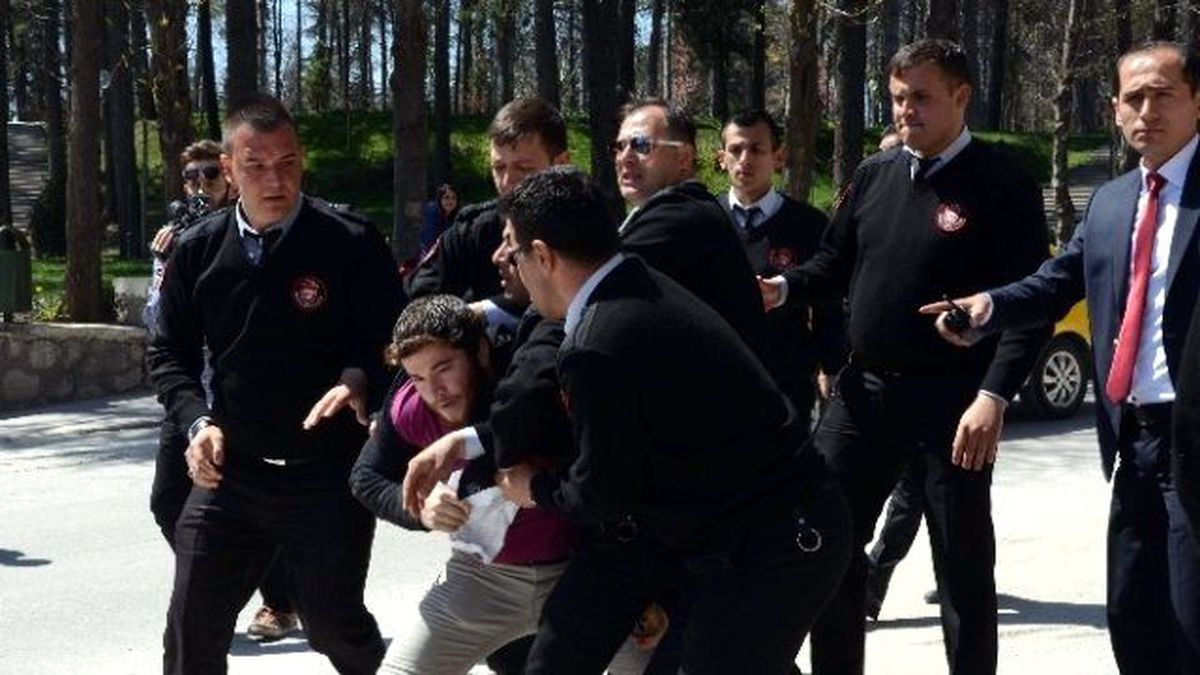 Anadolu Üniversitesi\'nde Arbede