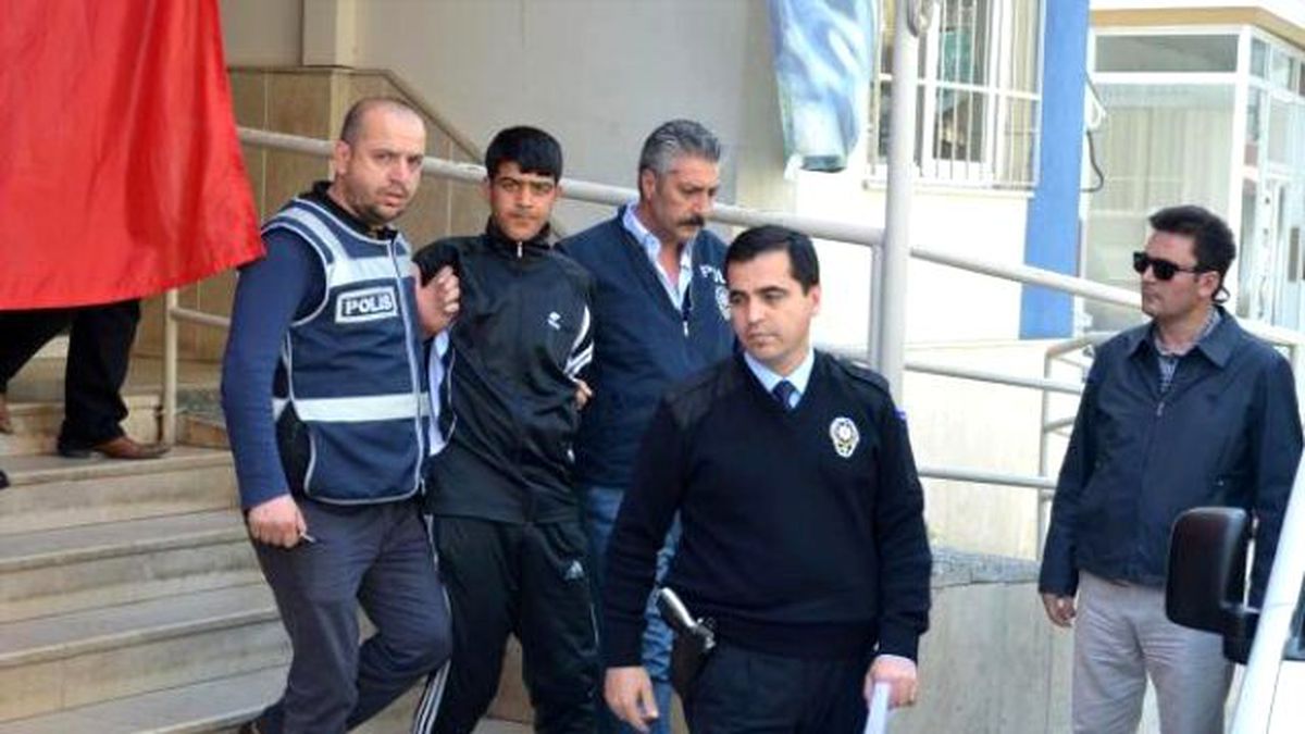3 Polisi Bıçakla Yaralayan Şüpheli Serbest