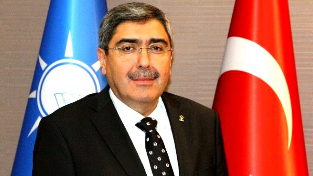 AK Parti Gaziantep İl Başkanı M.eyup Özkeçeci\'den Kandil Kutlaması