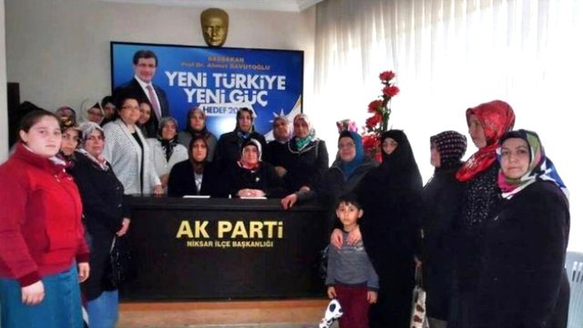 AK Parti Niksar Kadın Kolları, Kılıçdaroğlu\'nu Kınadı
