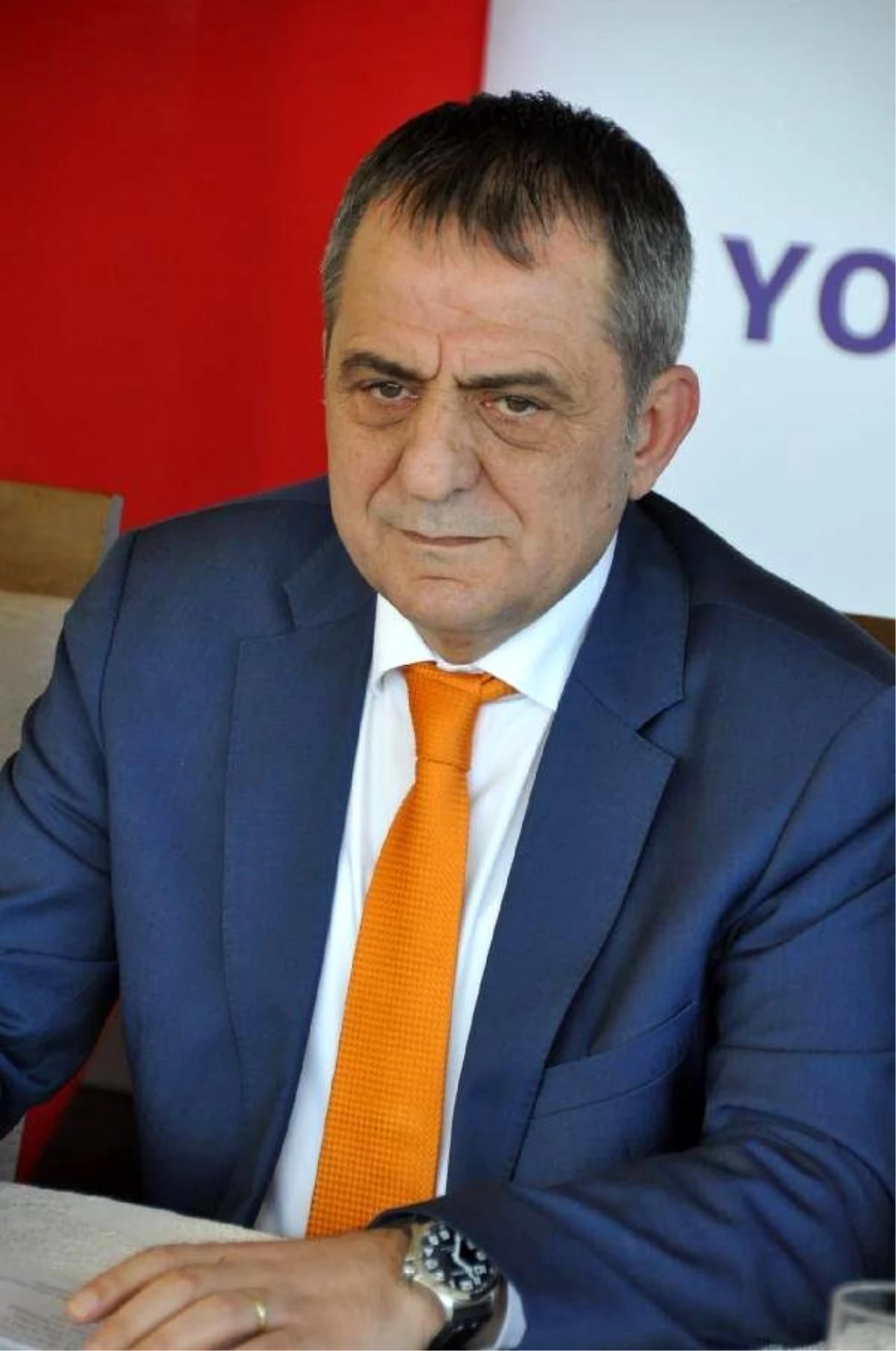 Ak Partili Başkanı Suçlayan MHP\'li Meclis Üyesi Dövüldü